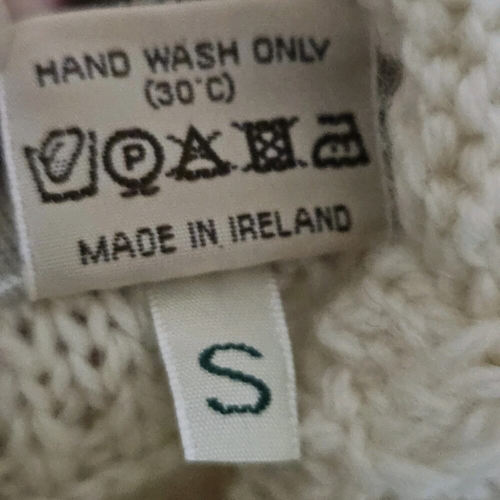 Aran Sweater 100% Merino Wool Girls S Shawl Poncho Cream Cable Knit Ireland Knit - Picture 8 of 12
